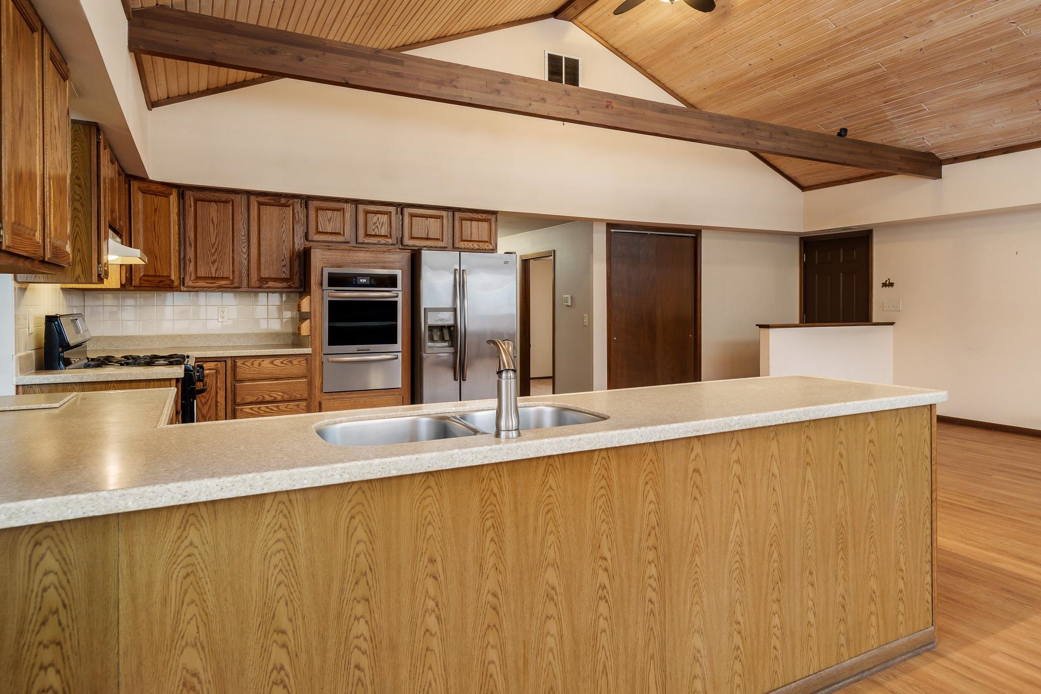 8087 Auburn Road Winnebago, IL 61088 - Photo 13 of 53