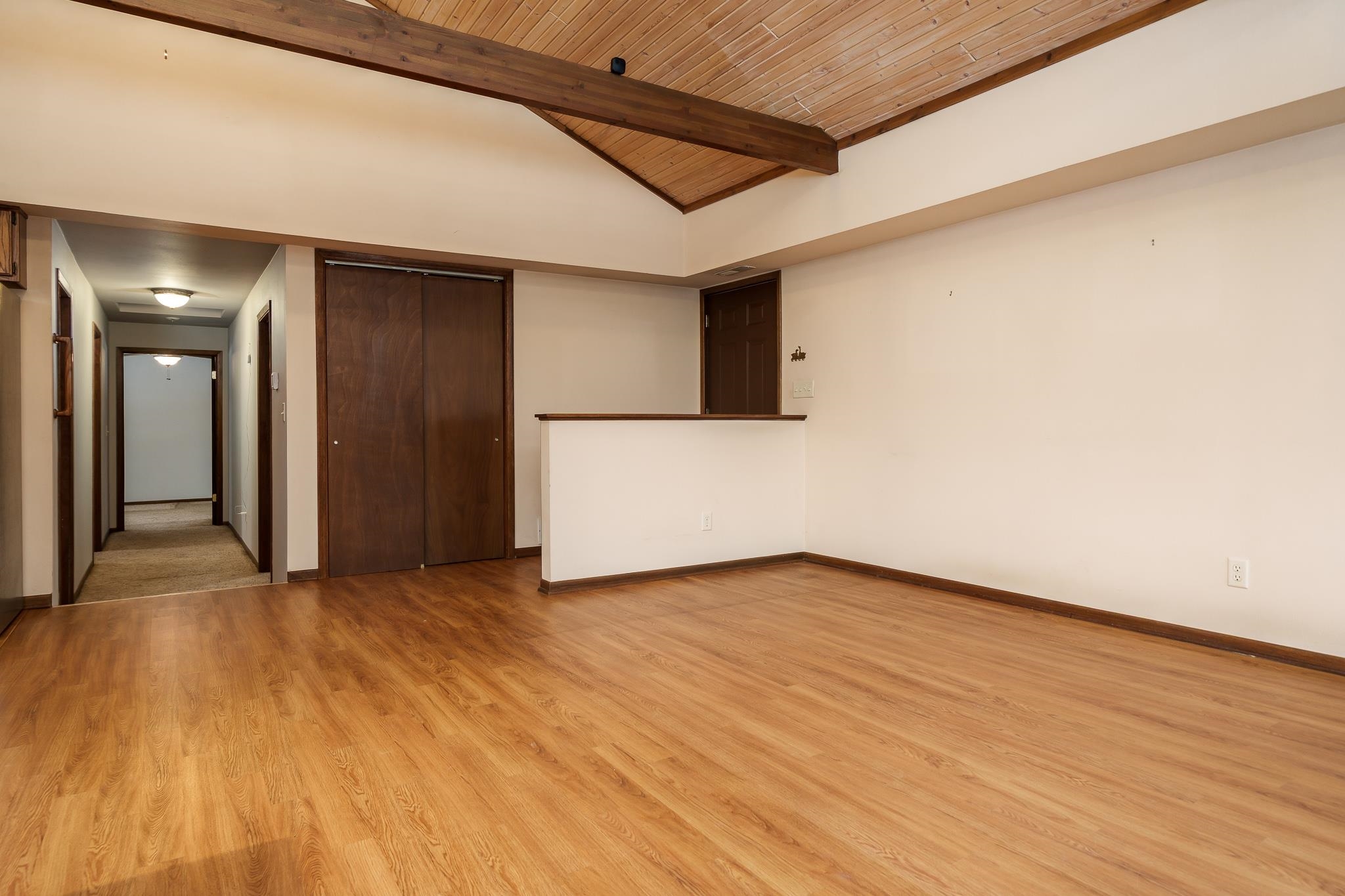 8087 Auburn Road Winnebago, IL 61088 - Photo 17 of 53