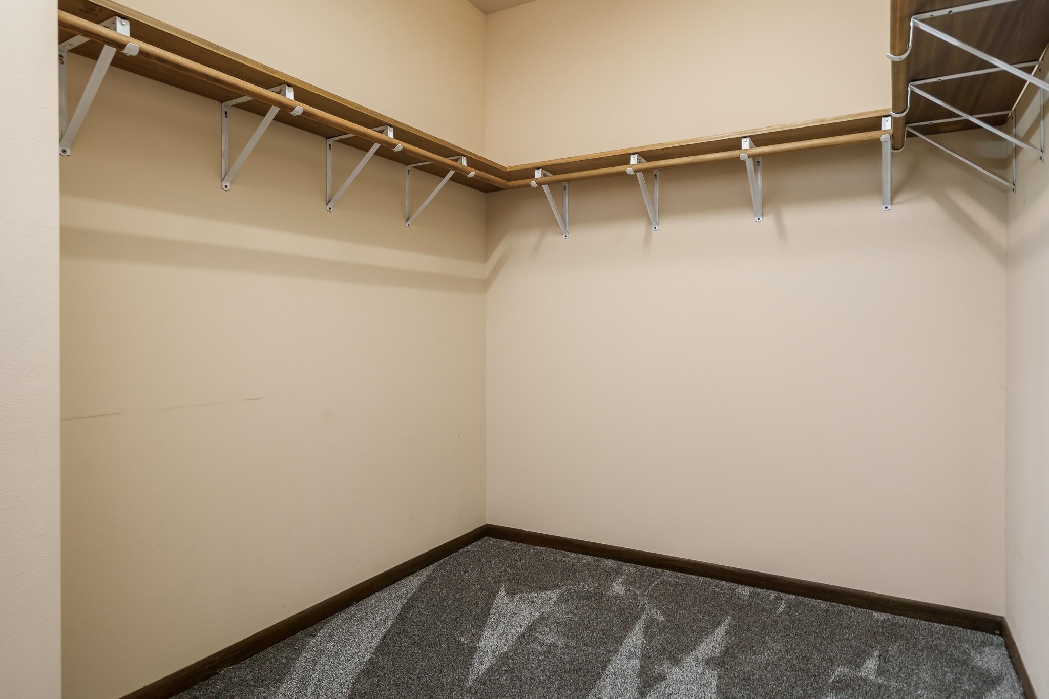 8087 Auburn Road Winnebago, IL 61088 - Photo 22 of 53