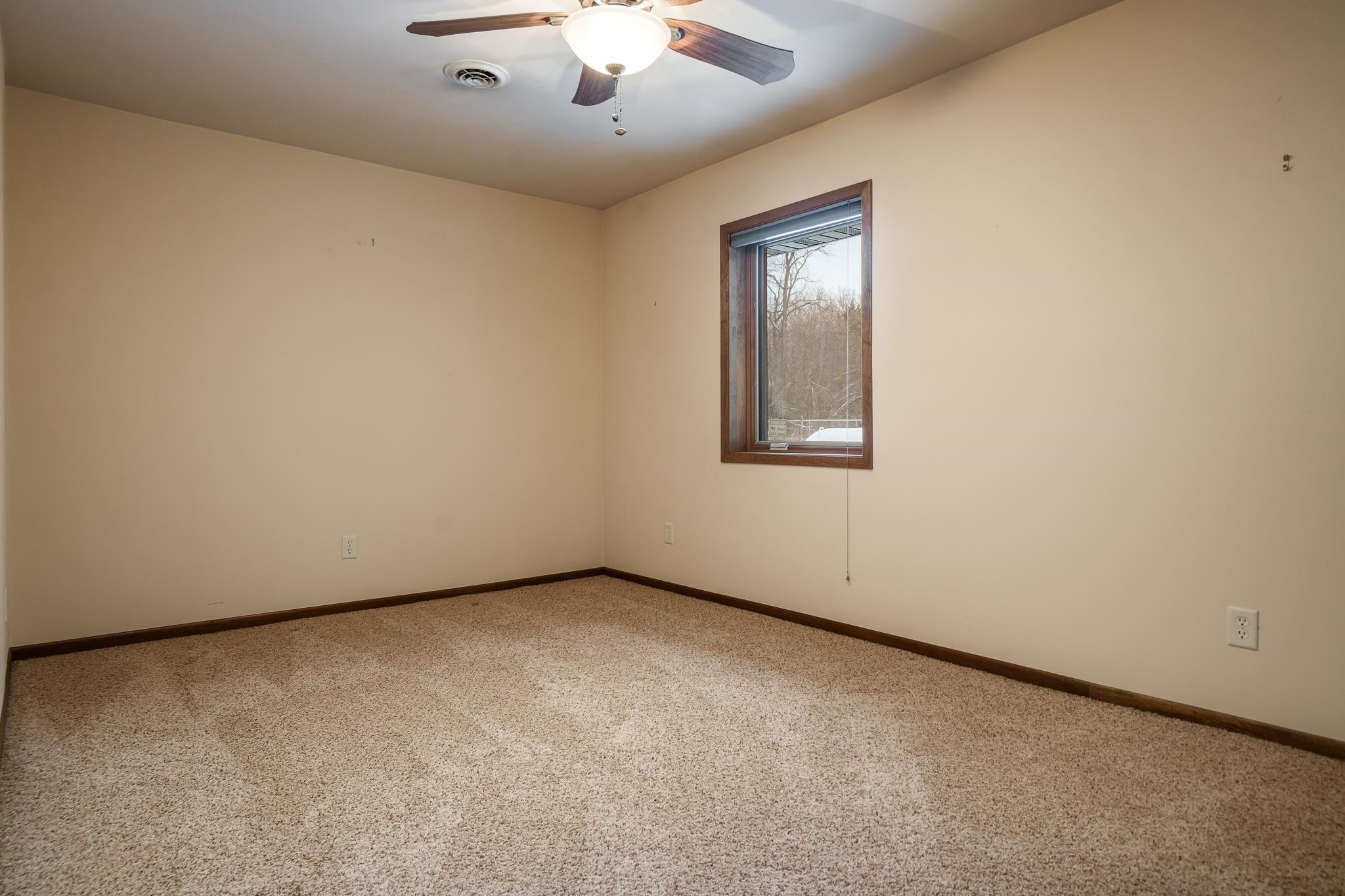 8087 Auburn Road Winnebago, IL 61088 - Photo 26 of 53