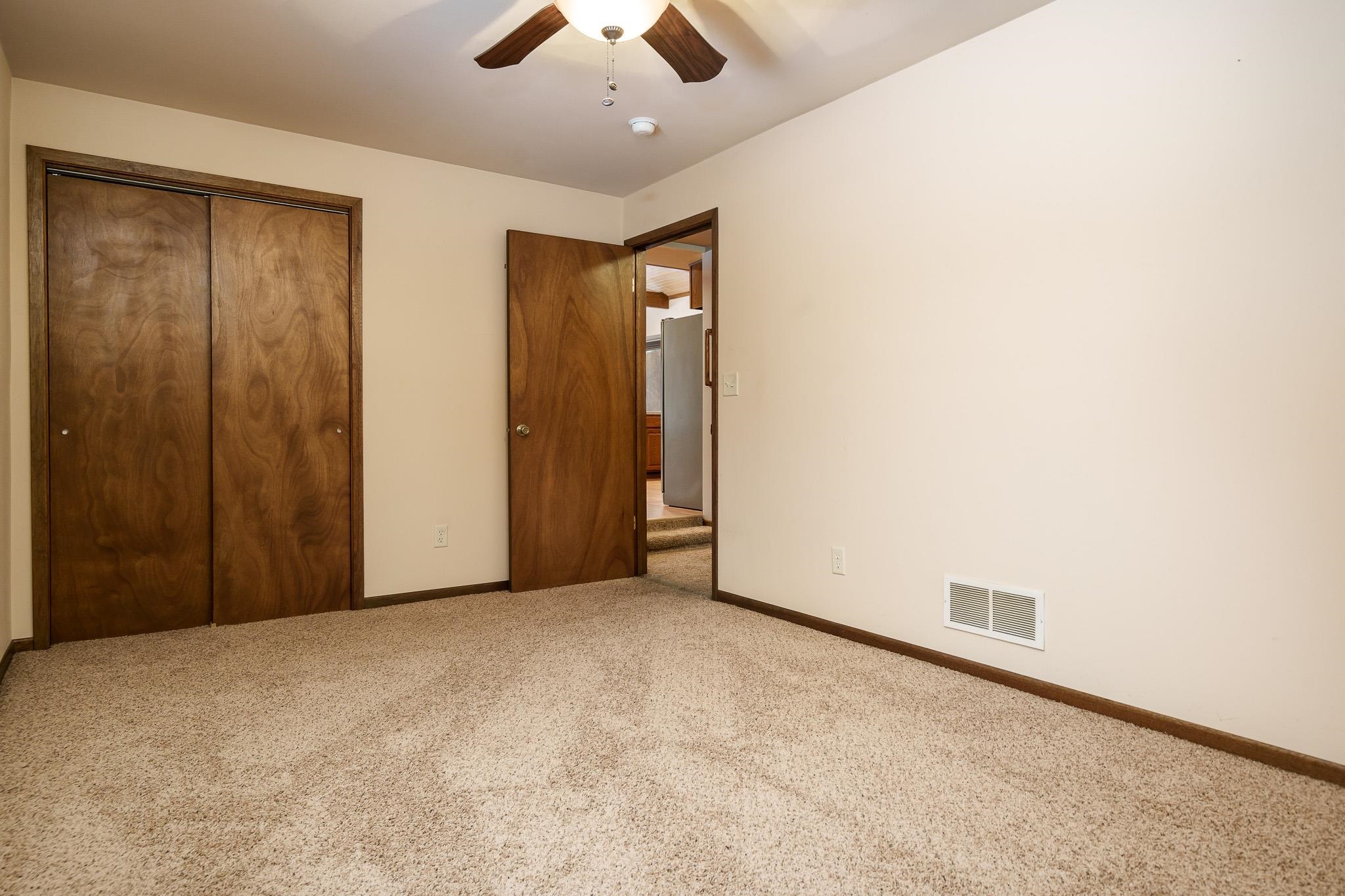 8087 Auburn Road Winnebago, IL 61088 - Photo 27 of 53