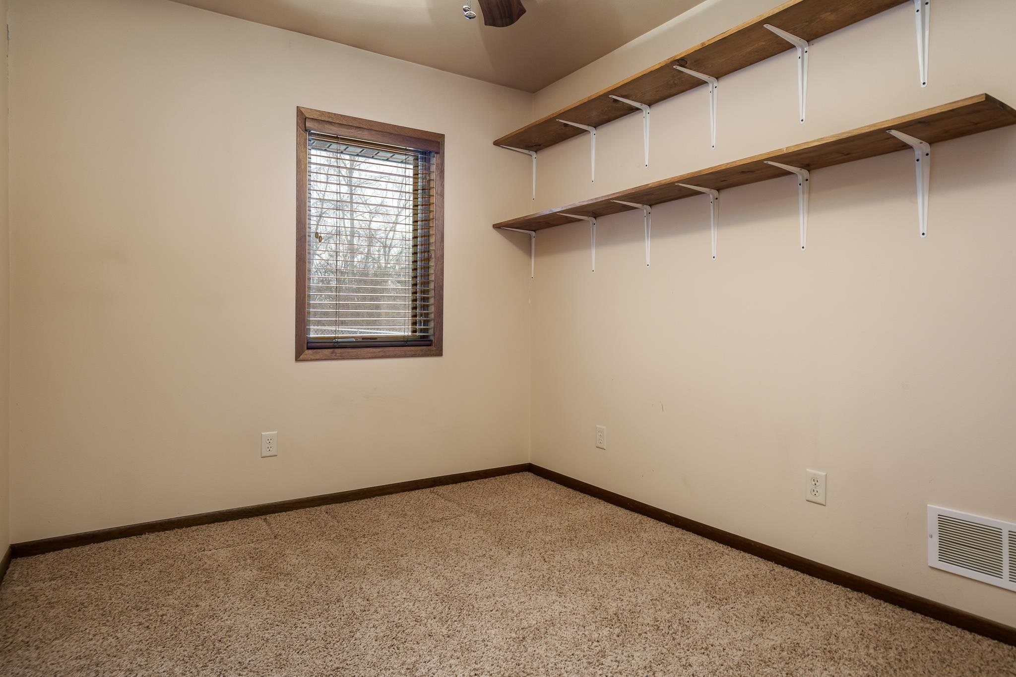 8087 Auburn Road Winnebago, IL 61088 - Photo 28 of 53