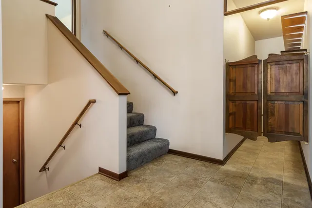 $500,000 | 8087 Auburn Road, Winnebago, IL 61088