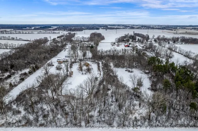 $500,000 | 8087 Auburn Road, Winnebago, IL 61088