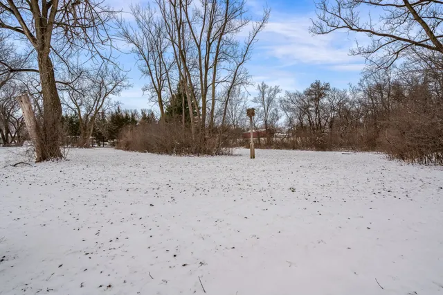 $500,000 | 8087 Auburn Road, Winnebago, IL 61088