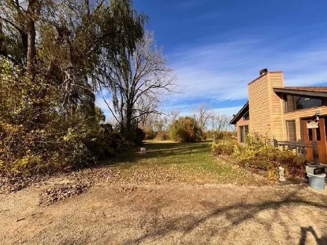 $500,000 | 8087 Auburn Road, Winnebago, IL 61088