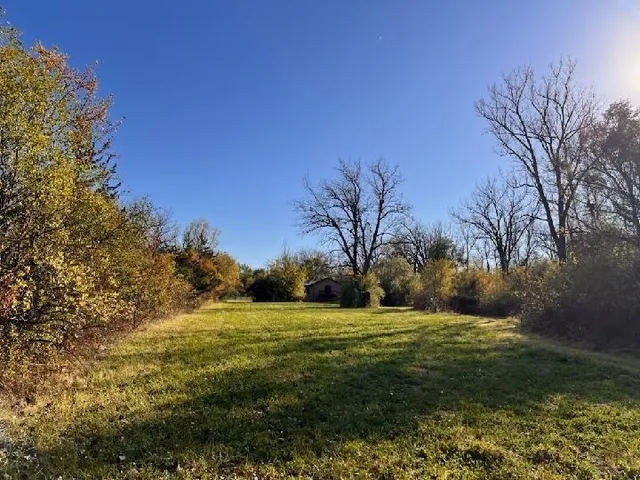 $500,000 | 8087 Auburn Road, Winnebago, IL 61088