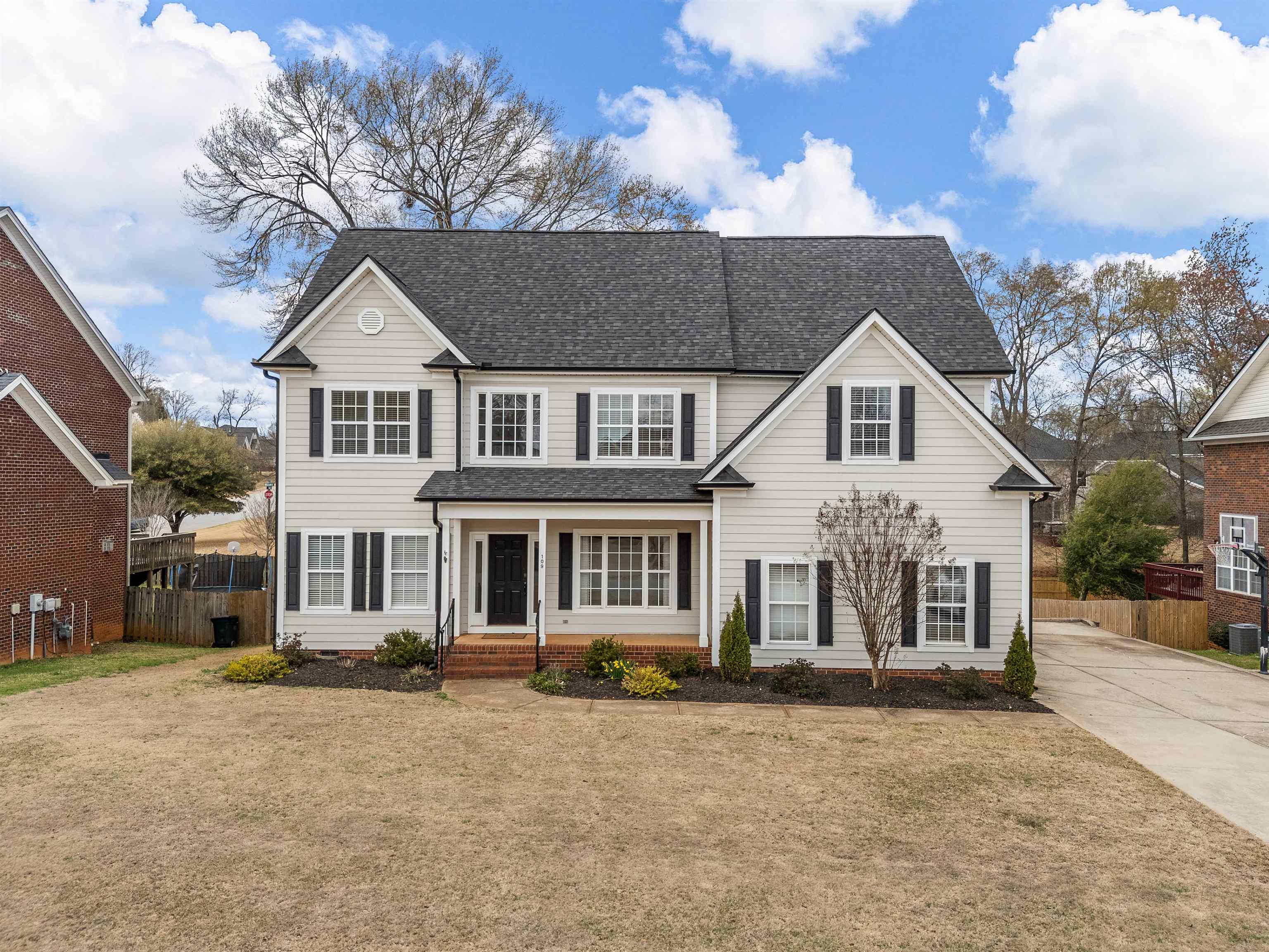 109 Colfax Drive Boiling Springs, SC 29316 - Photo 2 of 46