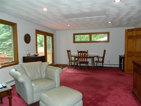 3 Russell Road Wayland, MA 01778 - Photo 6 of 14
