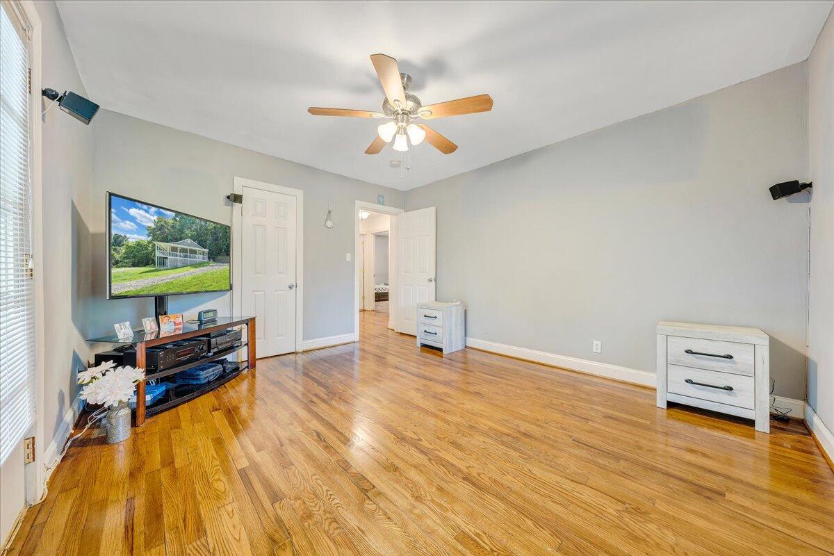 7611 Franklin Road Boones Mill, VA 24065 - Photo 13 of 34 12-MIB01805