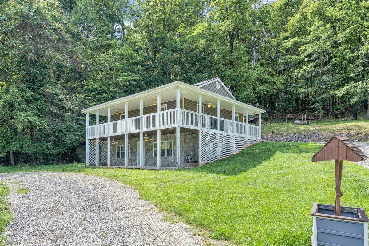 7611 Franklin Road Boones Mill, VA 24065 - Photo 34 of 34 33-MIB01865