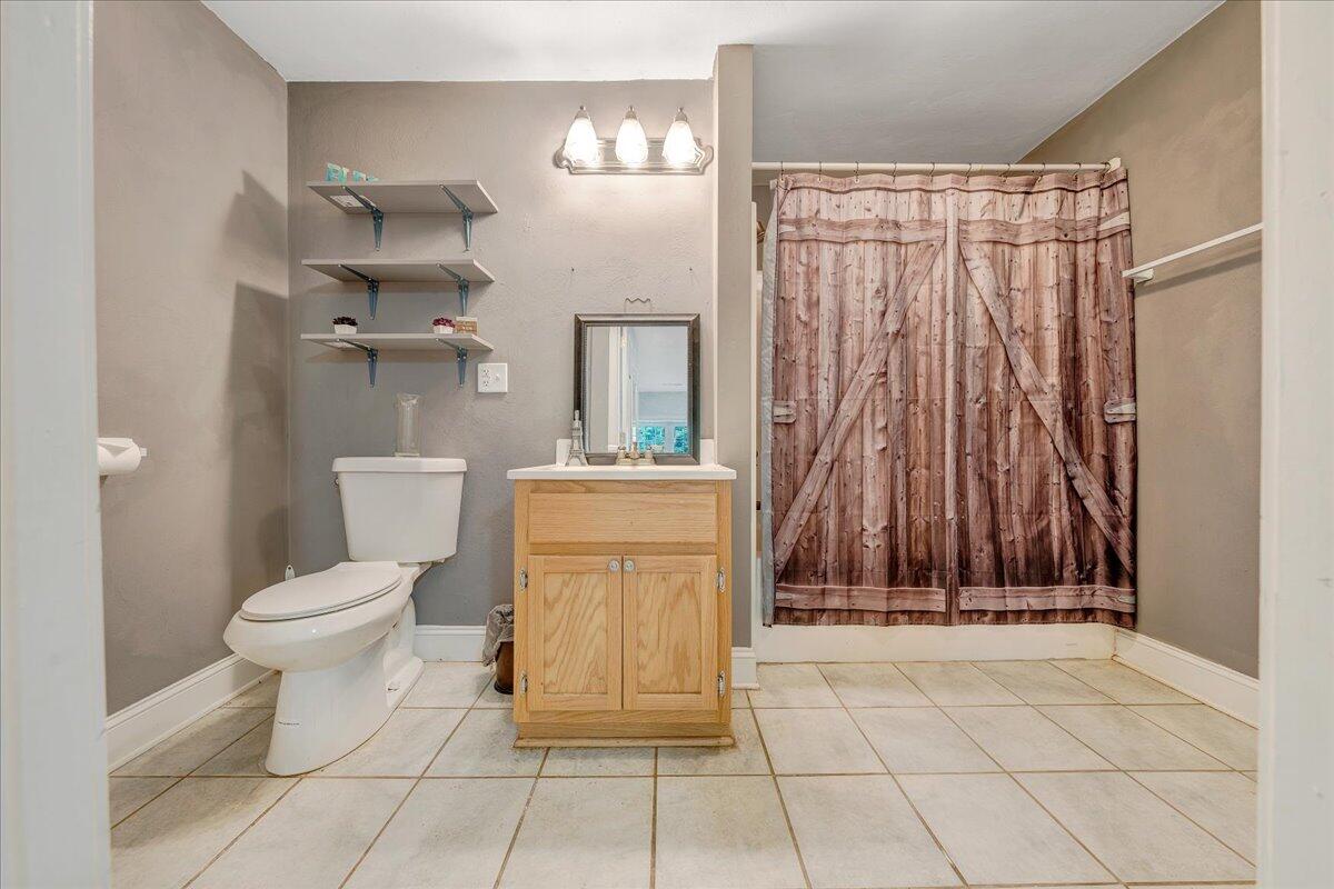 7611 Franklin Road Boones Mill, VA 24065 - Photo 8 of 34 07-MIB01835