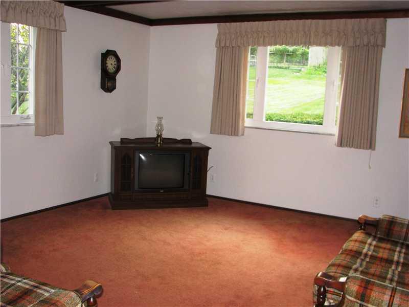 5314 Highgrove Road Whitehall, PA 15234 - Photo 6 of 20 Family Room. Wonderful Family Room with walk in closet and full bath. Could be easily be used a first floor Master!