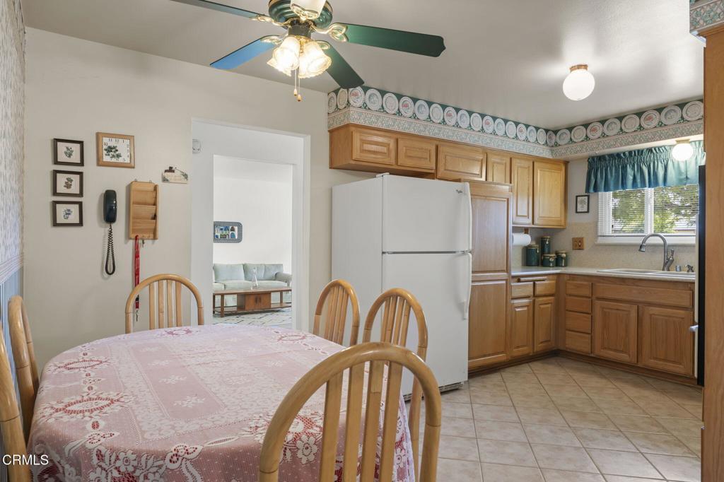 2040 Olga Street Oxnard, CA 93036 - Photo 13 of 48 14-web-or-mls-SeaoroStudios-2040Olga075