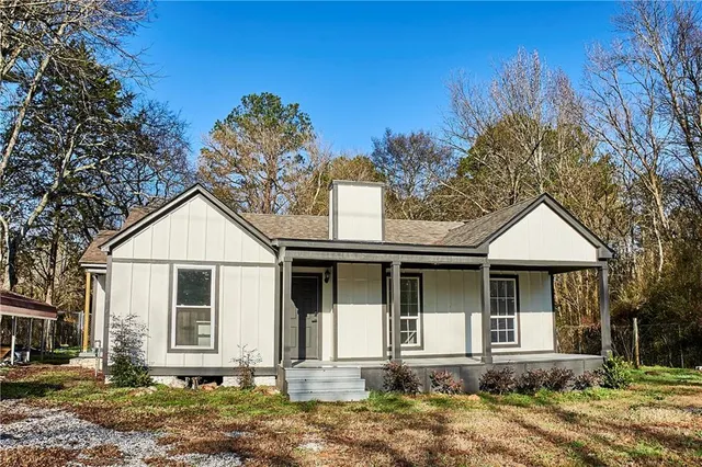 $299,999 | 3349 Calhoun Road Northeast, Rome, GA 30161