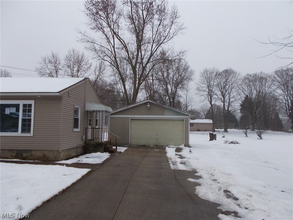 3242 Samuel Road Akron, OH 44312 - Photo 13 of 14