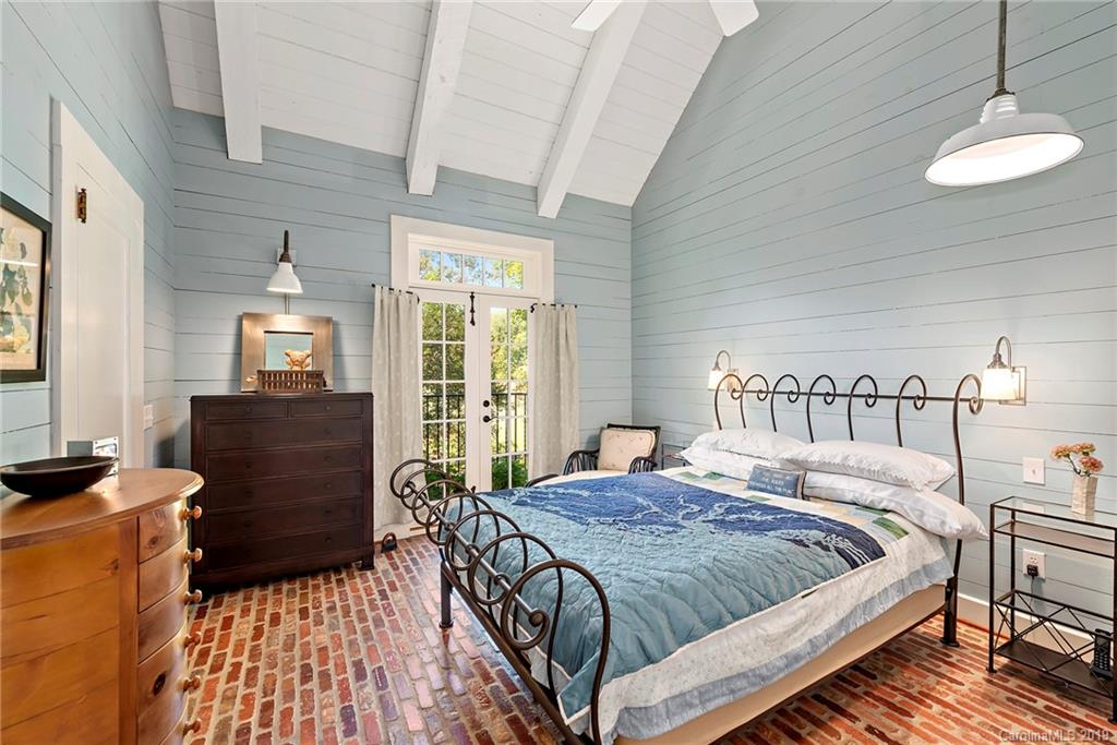 279 Old Rail Road Mount Airy, NC 27030 - Photo 12 of 46 Gallery Image 12