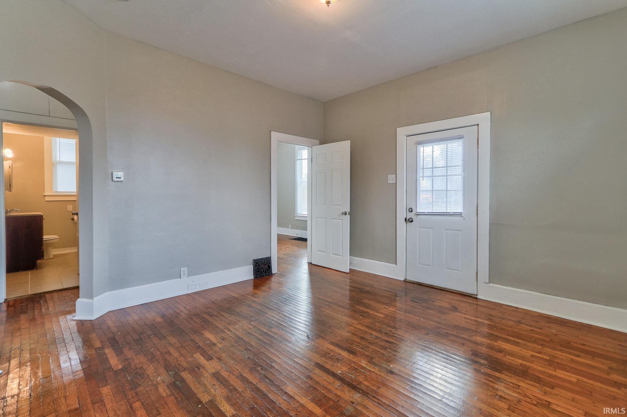 900 East Walnut Street Evansville, IN 47713 - Photo 4 of 24
