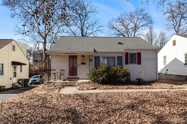 $2,000 | 2627 Louis Avenue, Brentwood, MO 63144