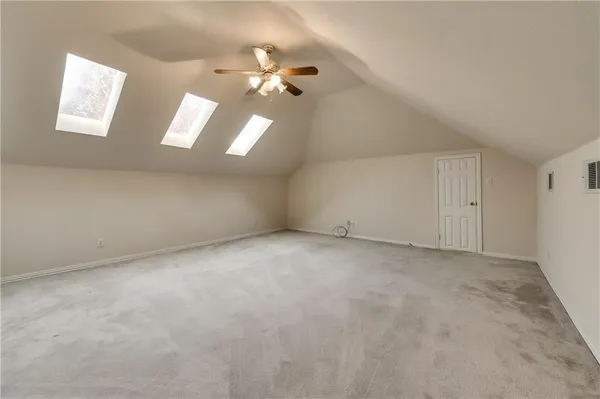 $2,900 | 3519 Heather Brook Drive, Arlington, TX 76001