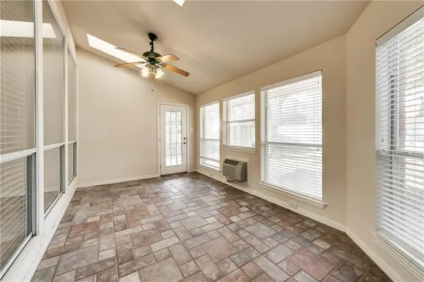 $2,900 | 3519 Heather Brook Drive, Arlington, TX 76001