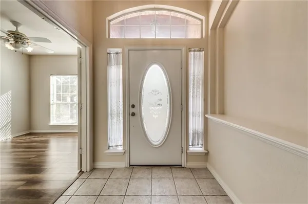 $2,900 | 3519 Heather Brook Drive, Arlington, TX 76001