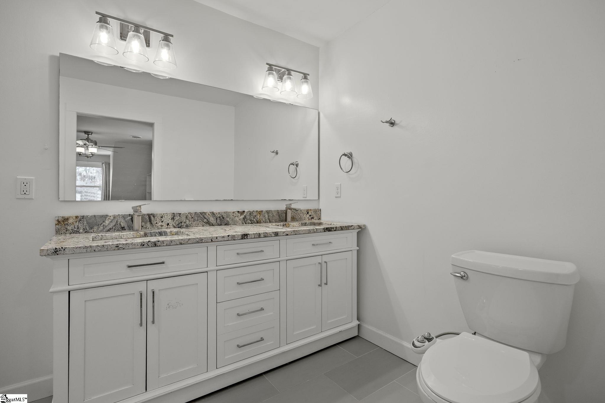 703 Hedgewood Terrace Greer, SC 29650 - Photo 20 of 35