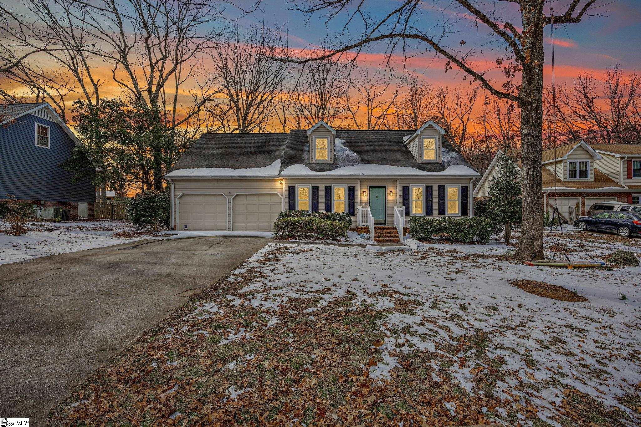 703 Hedgewood Terrace Greer, SC 29650 - Photo 5 of 35