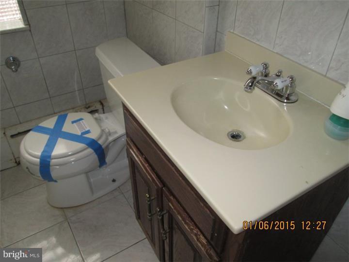7241 Rutland Street Philadelphia, PA 19149 - Photo 10 of 12 Bathroom