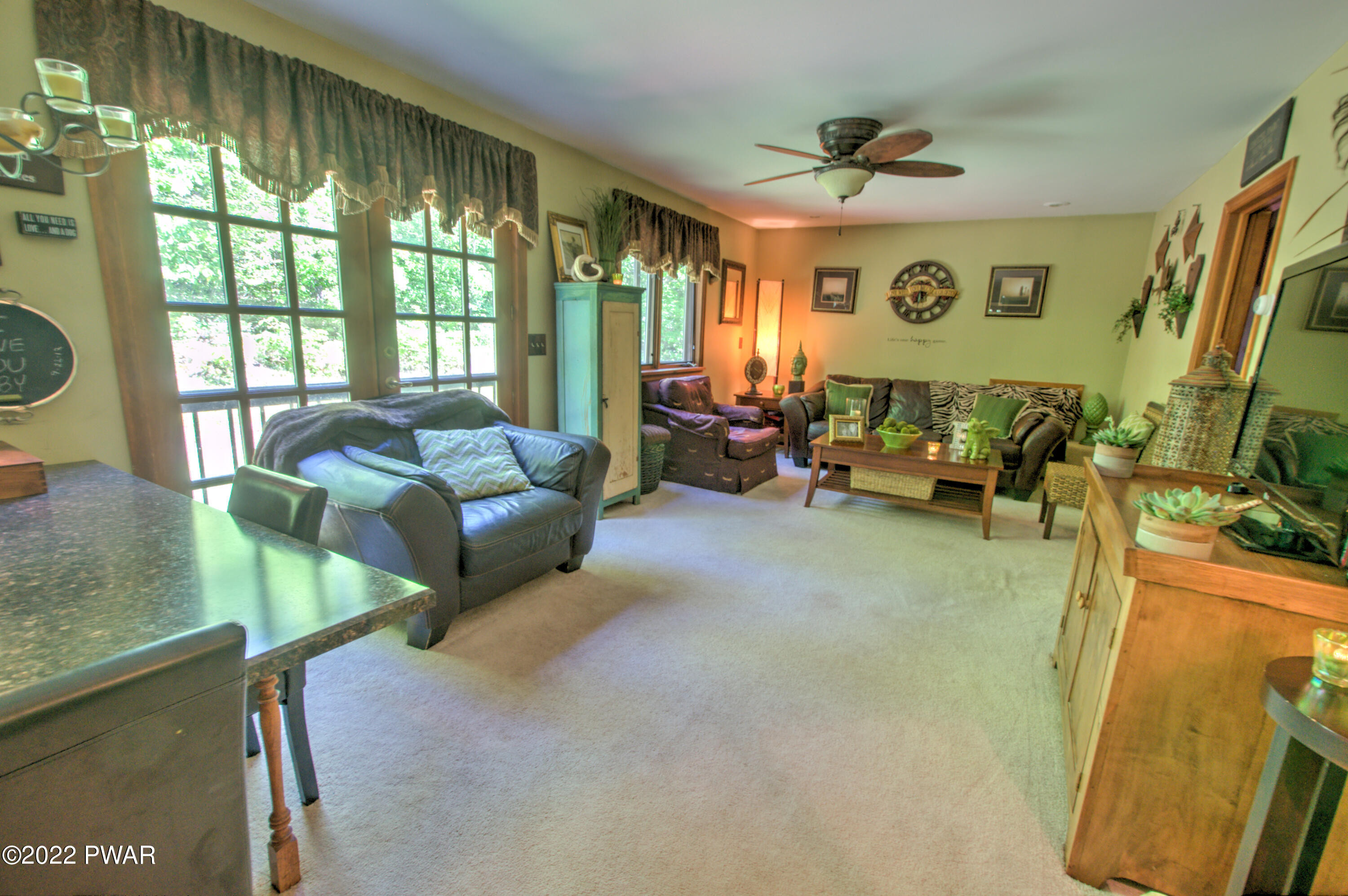 141 Egypt Road Tafton, PA 18464 - Photo 17 of 45 13-Family Room