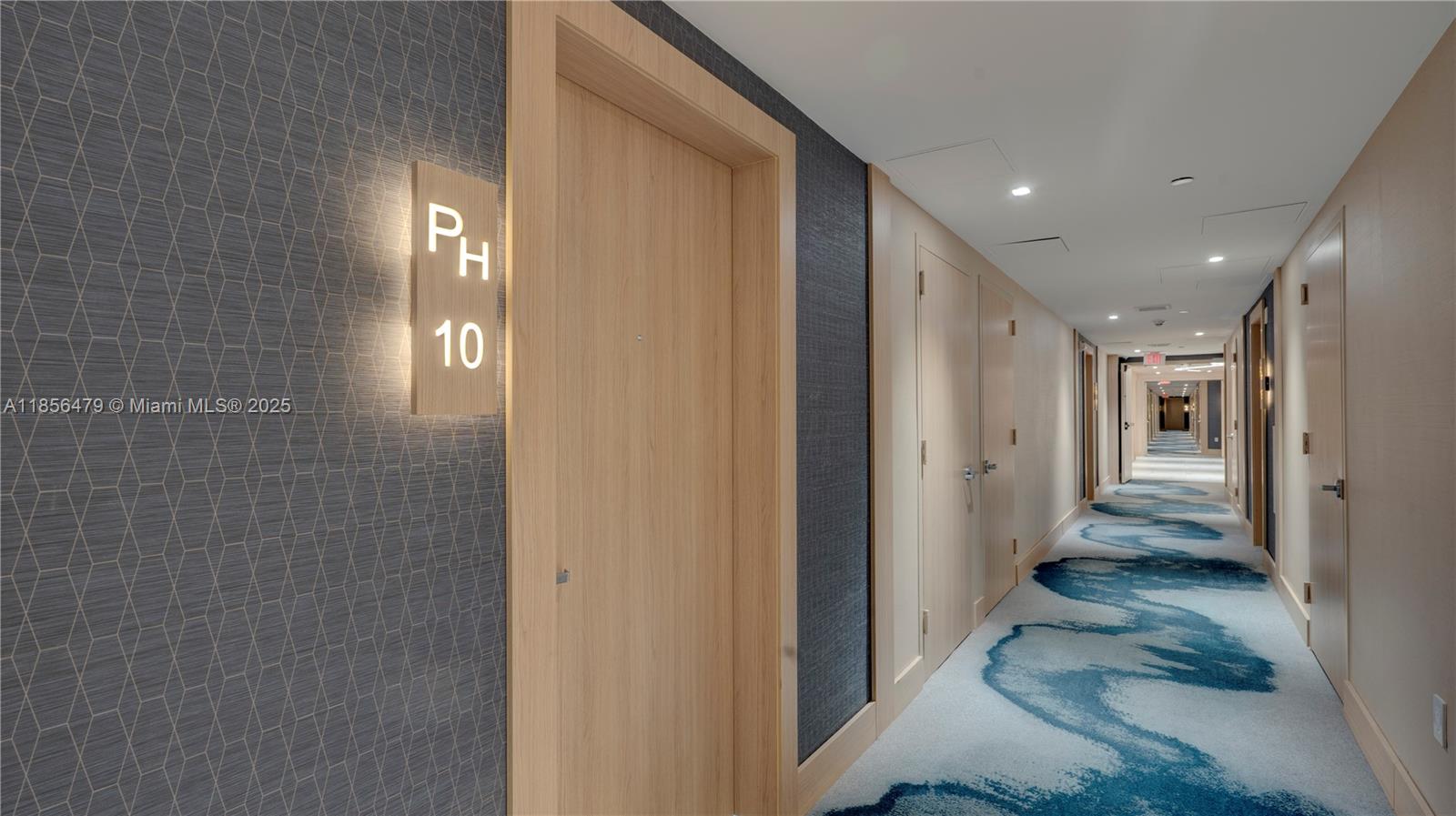 90 Southwest 3rd Street, Unit PH10 Miami, FL 33130 - Photo 20 of 23 a view of a hallway