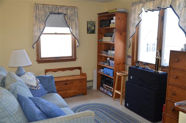 25 Squanto Road Weymouth, MA 02191 - Photo 11 of 22