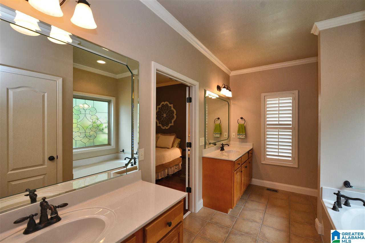 140 Lauchlin Lane Pelham, AL 35124 - Photo 27 of 48