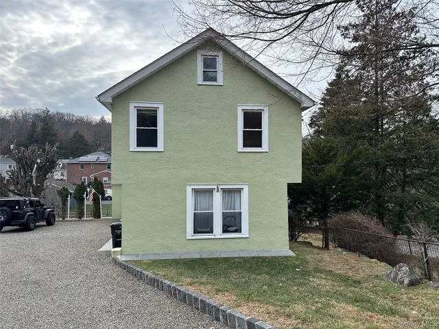 $995,000 | 86 East Sunnyside Lane, Irvington, NY 10533