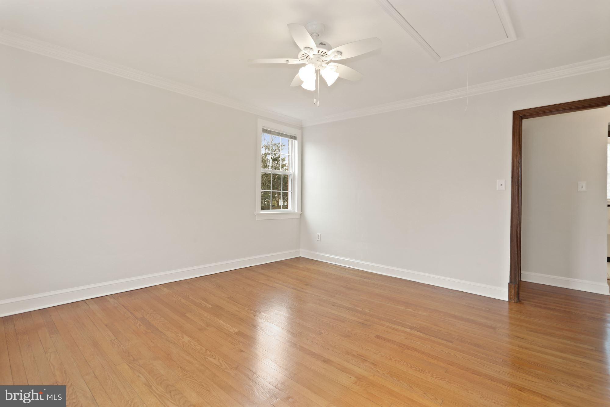 3619 1st Road South Arlington, VA 22204 - Photo 27 of 73 and spacious too