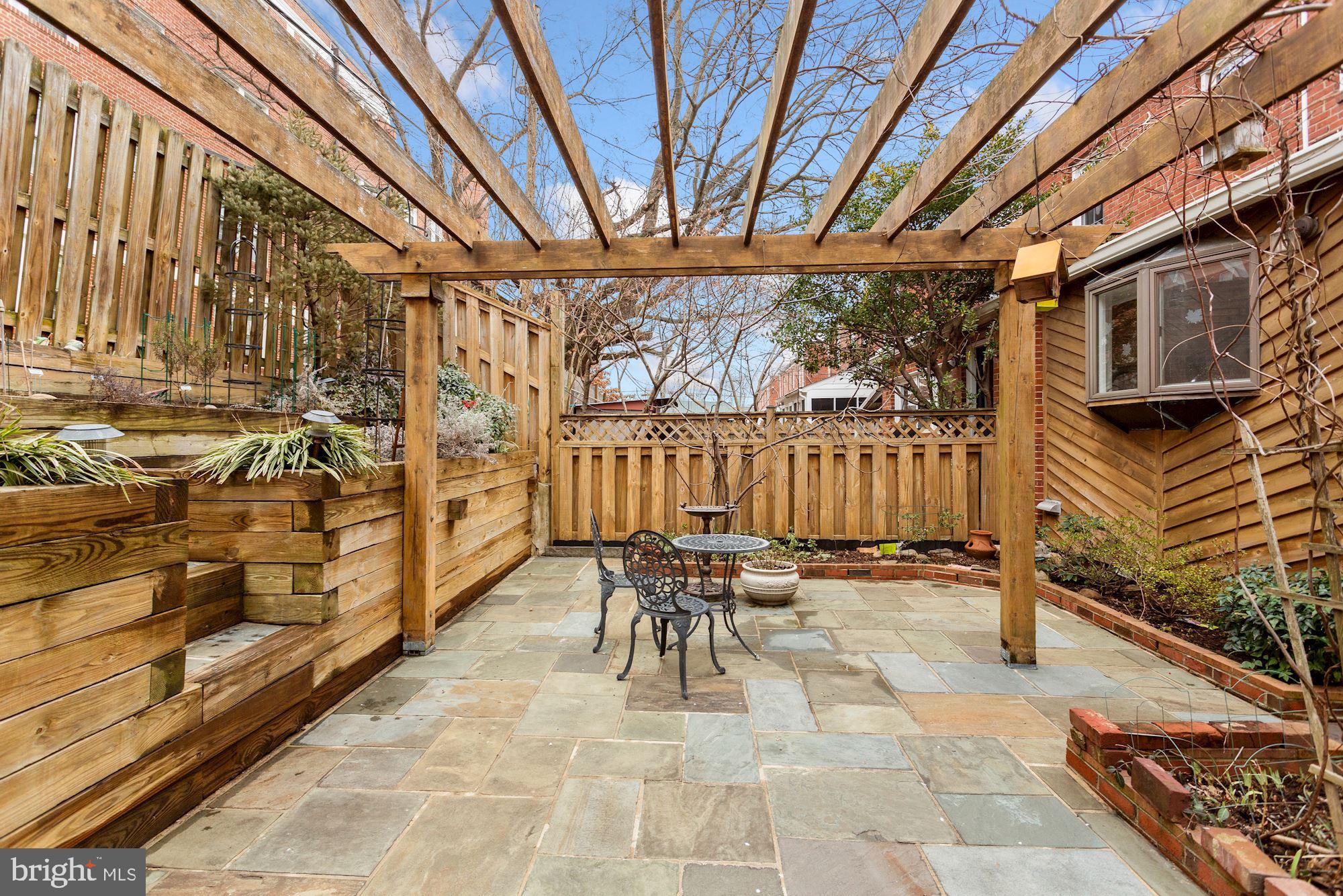 3619 1st Road South Arlington, VA 22204 - Photo 46 of 73 It's like being in the Mediterranean
