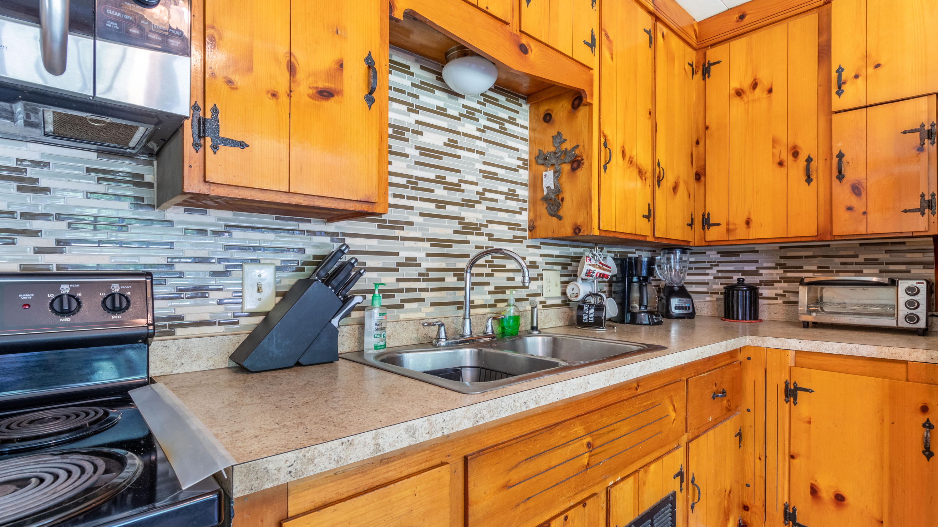 62 Kansas Road Naples, ME 04055 - Photo 5 of 24 Kitchen Counters