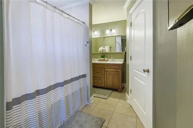 $318,999 | 6900 Royal Street, Arabi, LA 70032