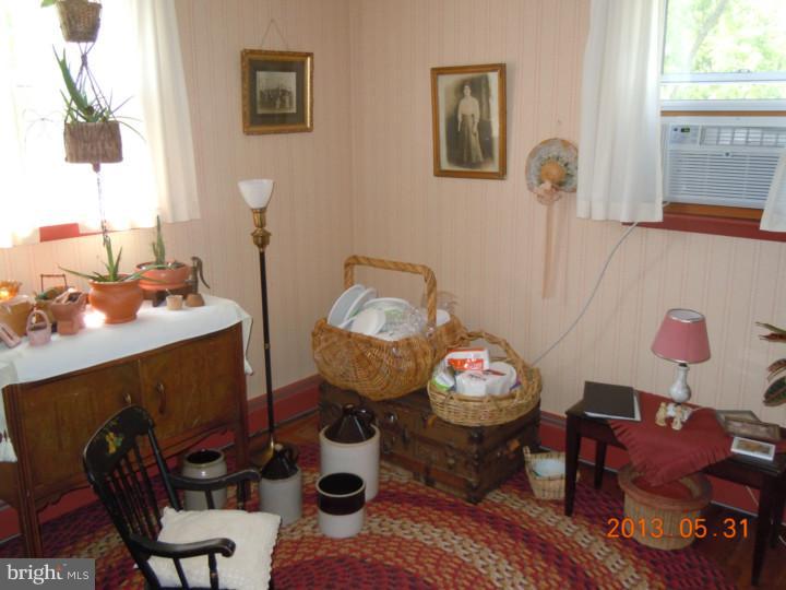 66 South County Line Road Telford, PA 18969 - Photo 17 of 24 Bedroom - Main
