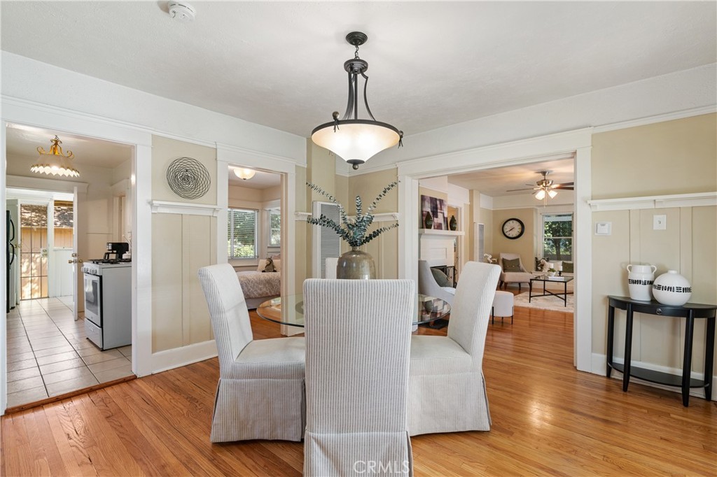 846 North Wilson Avenue Pasadena, CA 91104 - Photo 14 of 37 a living room with furniture and a wooden floor