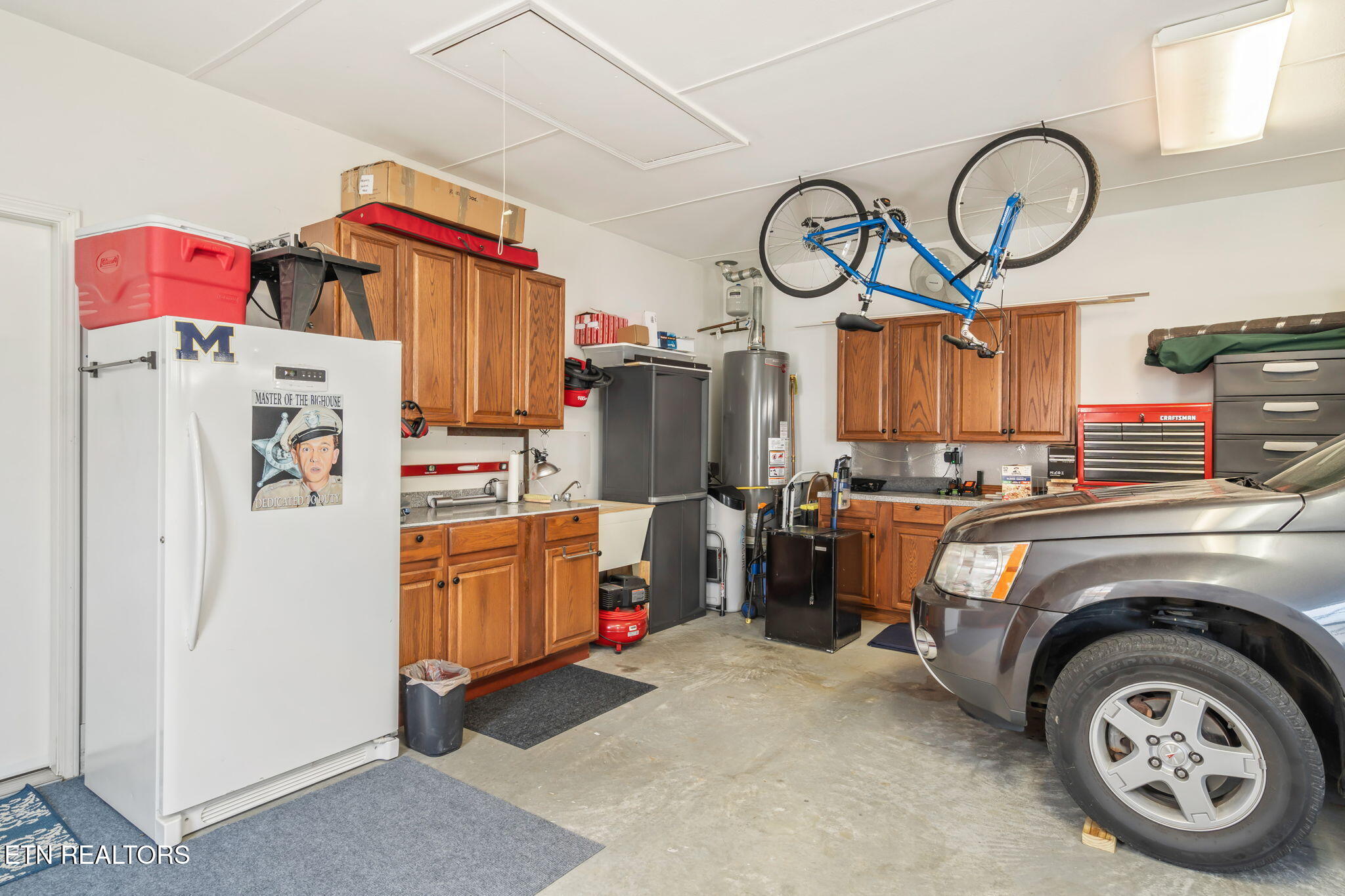 113 Hackberry Street Oak Ridge, TN 37830 - Photo 31 of 57 2 Car Garage