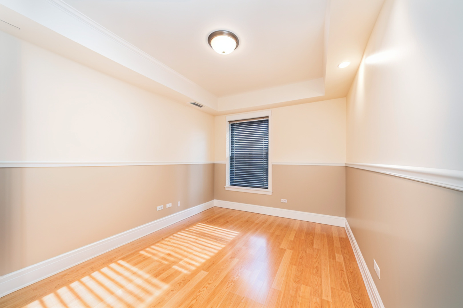 3737 North Pulaski Road, Unit 2S Chicago, IL 60641 - Photo 13 of 33 a view of an empty room