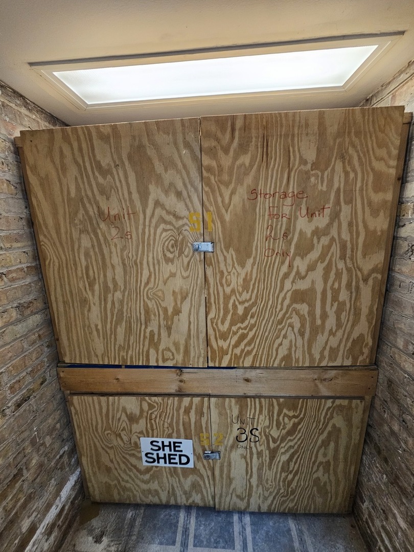 3737 North Pulaski Road, Unit 2S Chicago, IL 60641 - Photo 31 of 33 a view of stairs