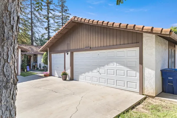 $1,065,000 | 3601 Agate Drive, Modesto, CA 95356