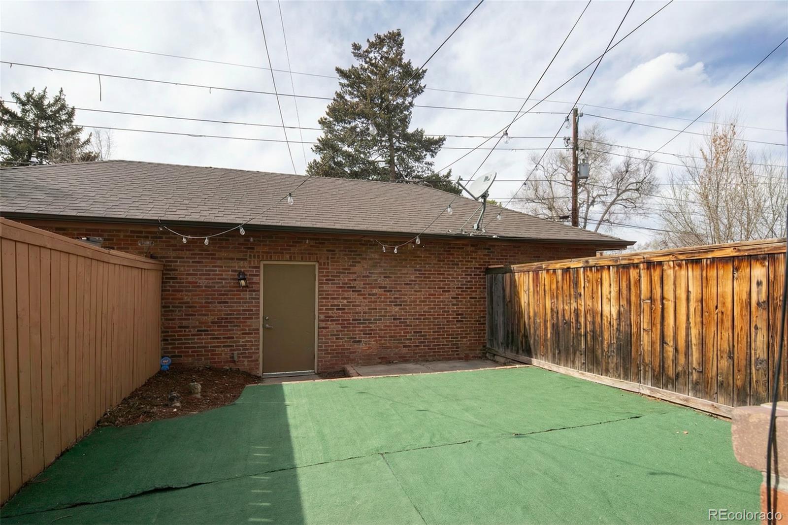 2245 South High Street Denver, CO 80210 - Photo 28 of 33 a backyard of a house