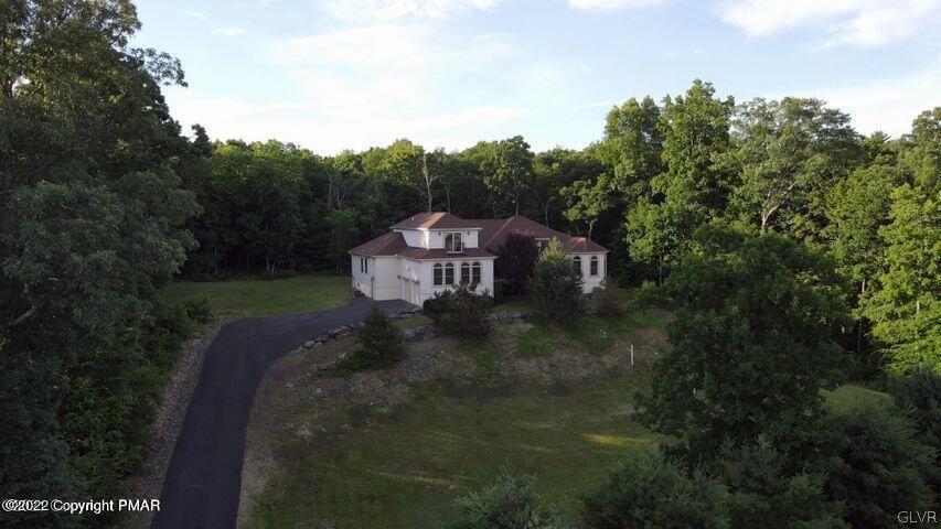 571 Quail Ridge Lane Stroudsburg, PA 18360 - Photo 2 of 42 Gallery Image 2