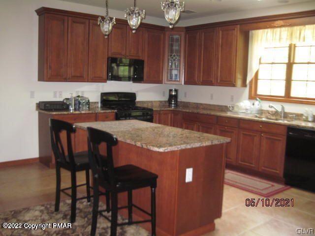 571 Quail Ridge Lane Stroudsburg, PA 18360 - Photo 9 of 42 Gallery Image 9