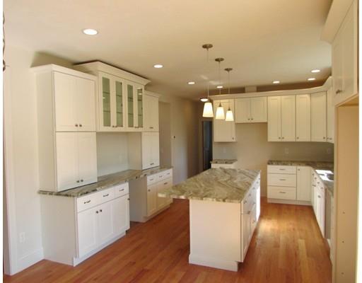 160 Rice Avenue Northborough, MA 01532 - Photo 3 of 22 Gallery Image 3