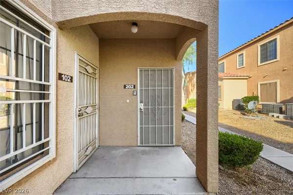 $194,500 | 2161 Hussium Hills Street, Unit 202, Las Vegas, NV 89108