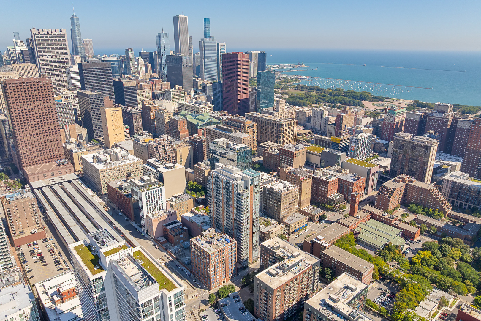 124 West Polk Street, Unit 905 Chicago, IL 60605 - Photo 23 of 28 a view of city with ocean view